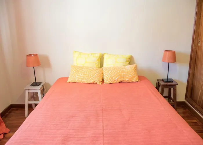 By The Sea * Σεσίμπρα